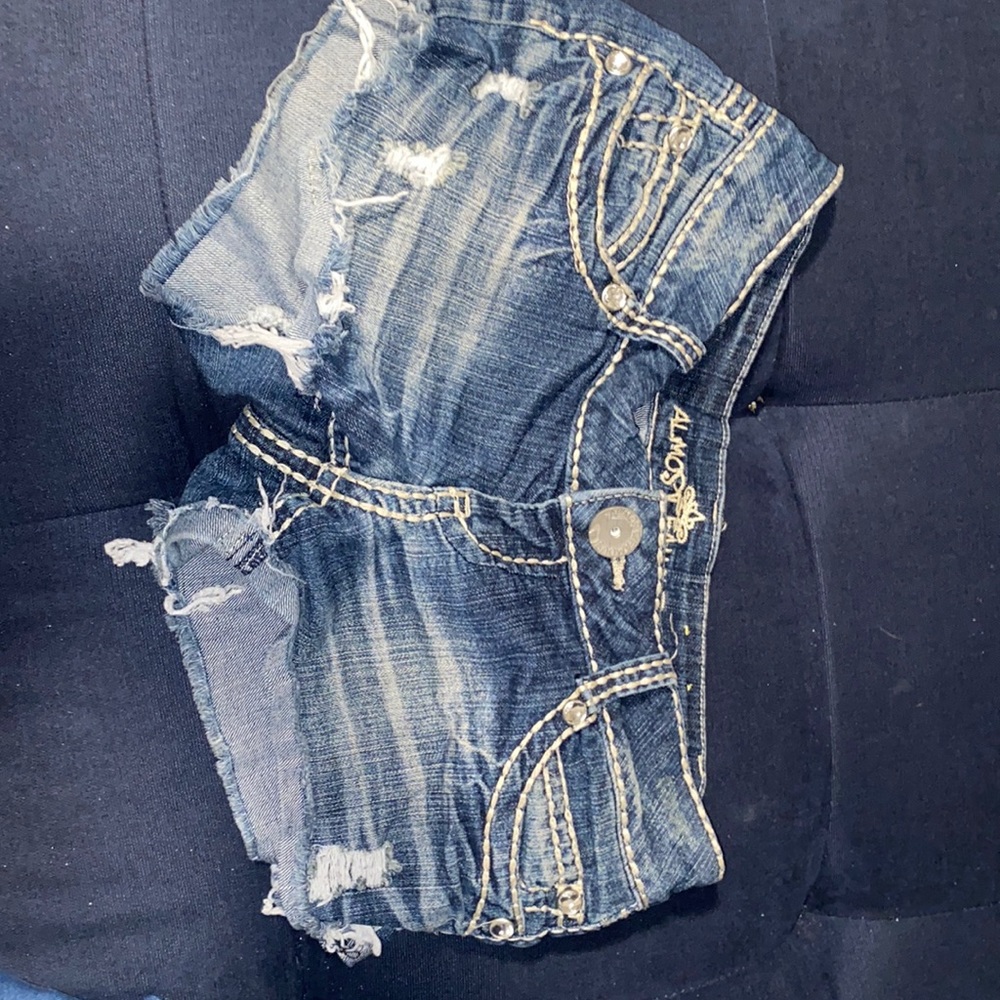 Almost famous shorts